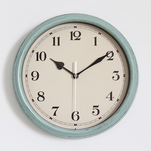 北欧塑料挂钟现代简约欧式大气静音挂表卧室挂钟客厅钟表个性创意