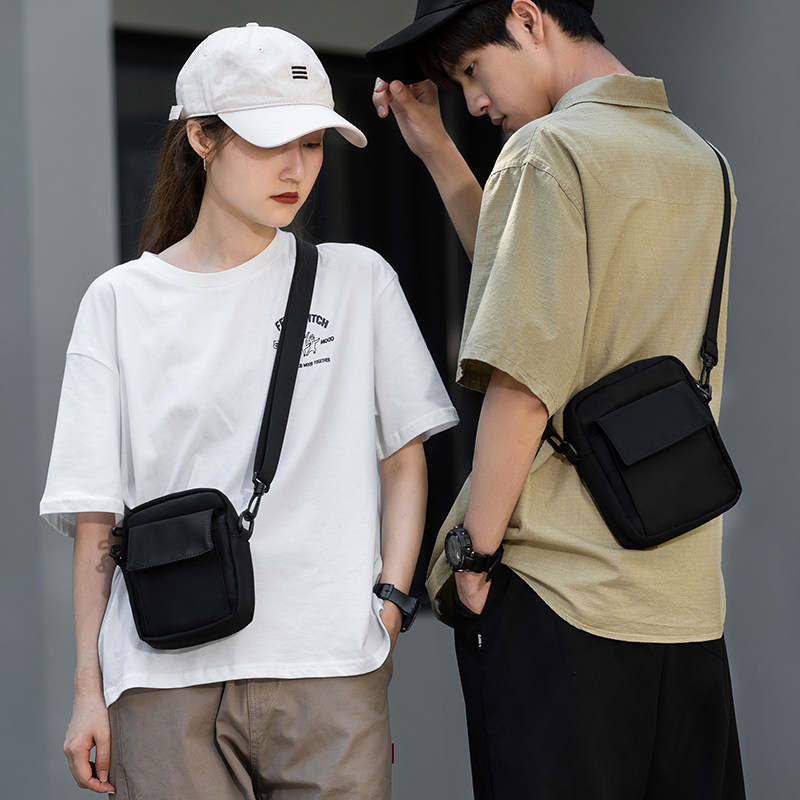 斜挎包男士ins潮小包帆布休闲潮牌日系运动手机背包迷你单肩包女