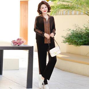 中年妈妈春装外套2025新款中老年人金丝绒运动套装女春秋时尚高贵