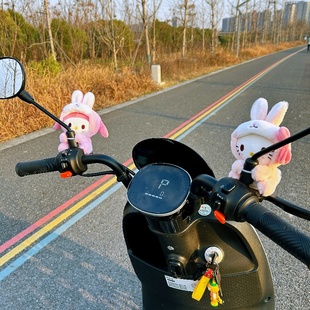 饰玩偶挂件可爱卡通毛绒玩具 防丢款 Hellokitty猫公仔电动车装