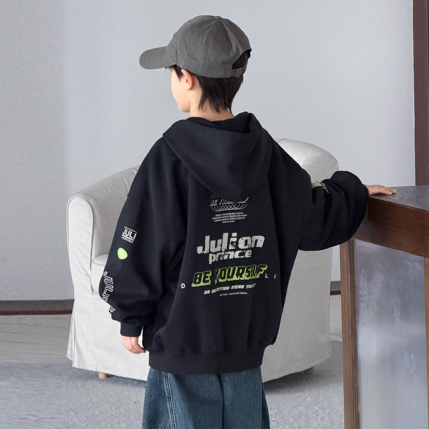官方正品男童外套秋季儿童痞帅运动上衣服2026春秋新款大童装秋装