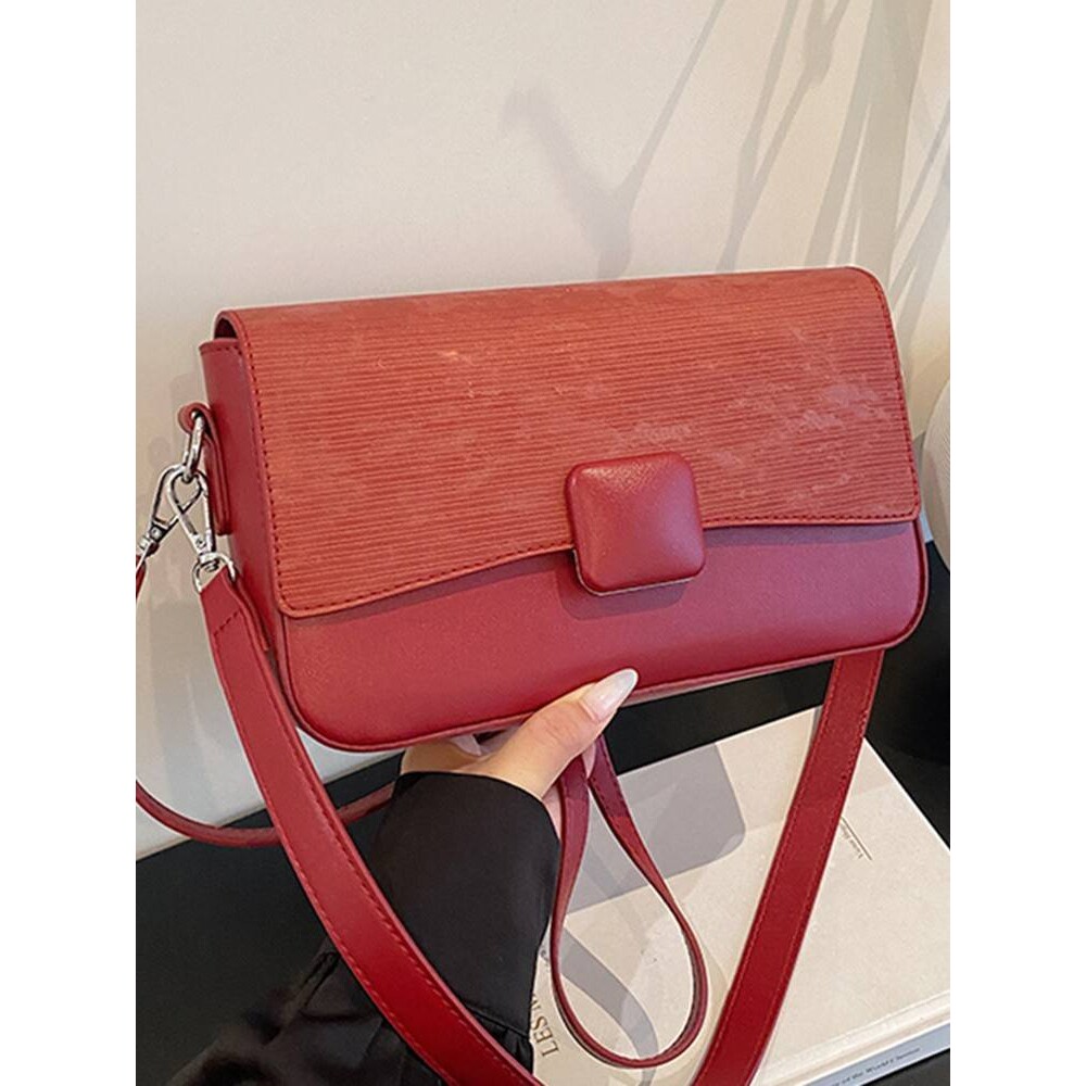 官方正品纯色气质休闲小方包复古2026春季新款女韩版简约洋气单肩