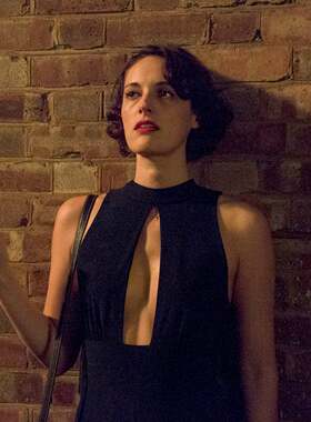 伦敦生活Fleabag同款风衣服装短袖T恤周边海报手机壳剧本台词