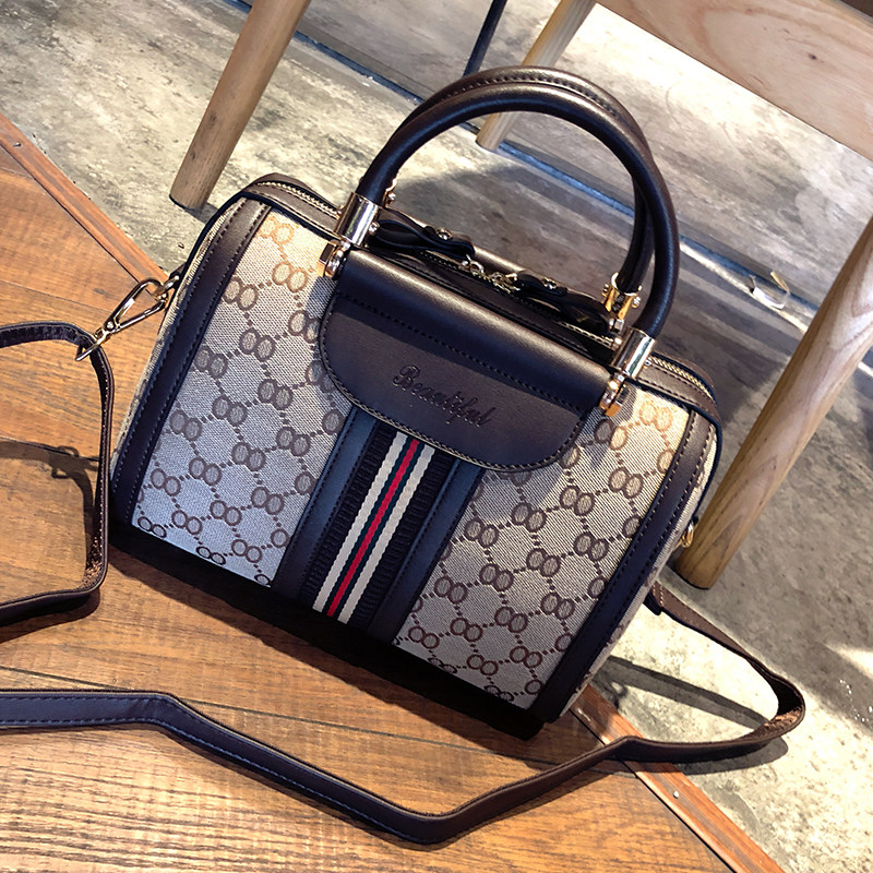 2020新款潮高级感女包包洋气百搭波士顿手提网红质感斜挎单肩小包