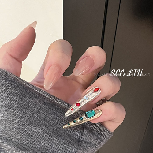 金银面红绿钻穿戴甲细长尖