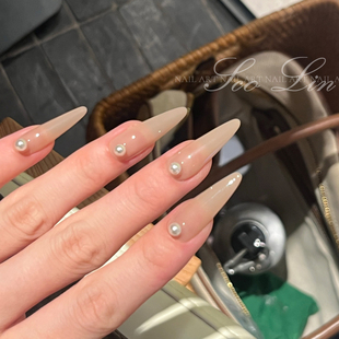 ScoLin【珍珠少女】纯欲裸色 珍珠 手工定制美甲超长杏仁穿戴甲