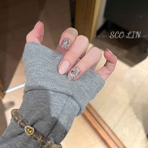ScoLin【粉嫩水晶】橡皮粉施华洛锆石堆钻手工定制美甲短圆穿戴甲