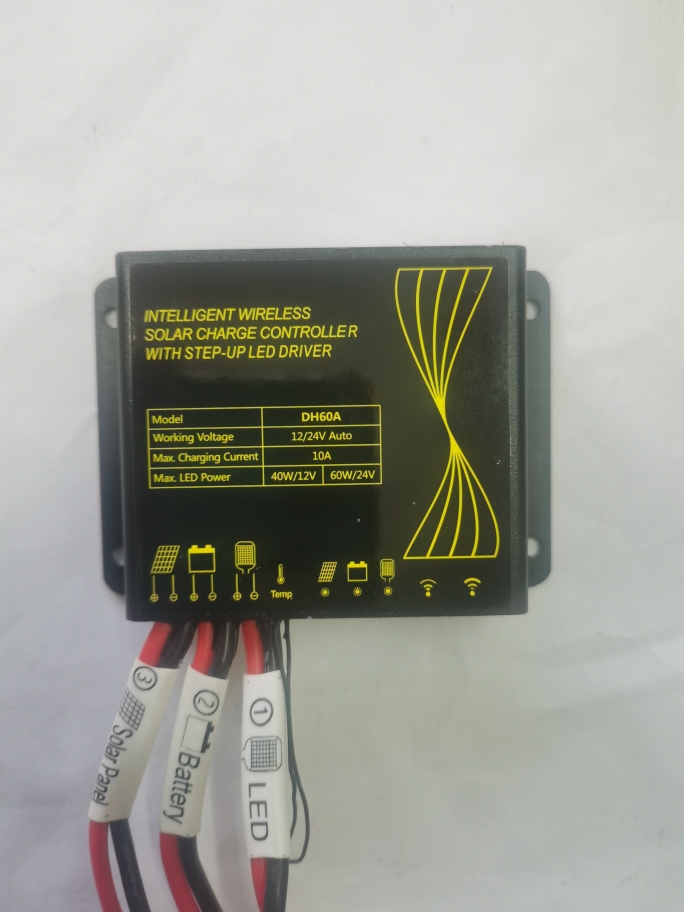 SRNE硕日LED太阳能充放电路灯控制器IP68升压恒流调光SR-DH蓄电池