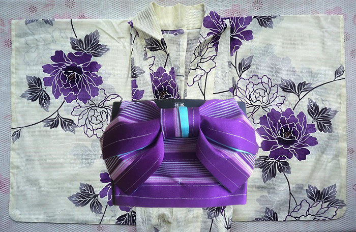 包郵 高端進口布料日本原單 和服浴衣 紫色芍藥 棉絽 8件套在類目 女裝/女士精品, 唐裝/民族服裝/舞臺服裝, 民族服裝/舞臺裝中 - 來自Buy2taobao.com提供專業的淘寶代購服務