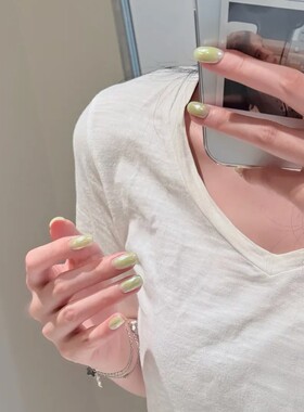 手工穿戴甲奶绿色极光粉高级感显白贴片成品手工穿戴美甲可拆卸