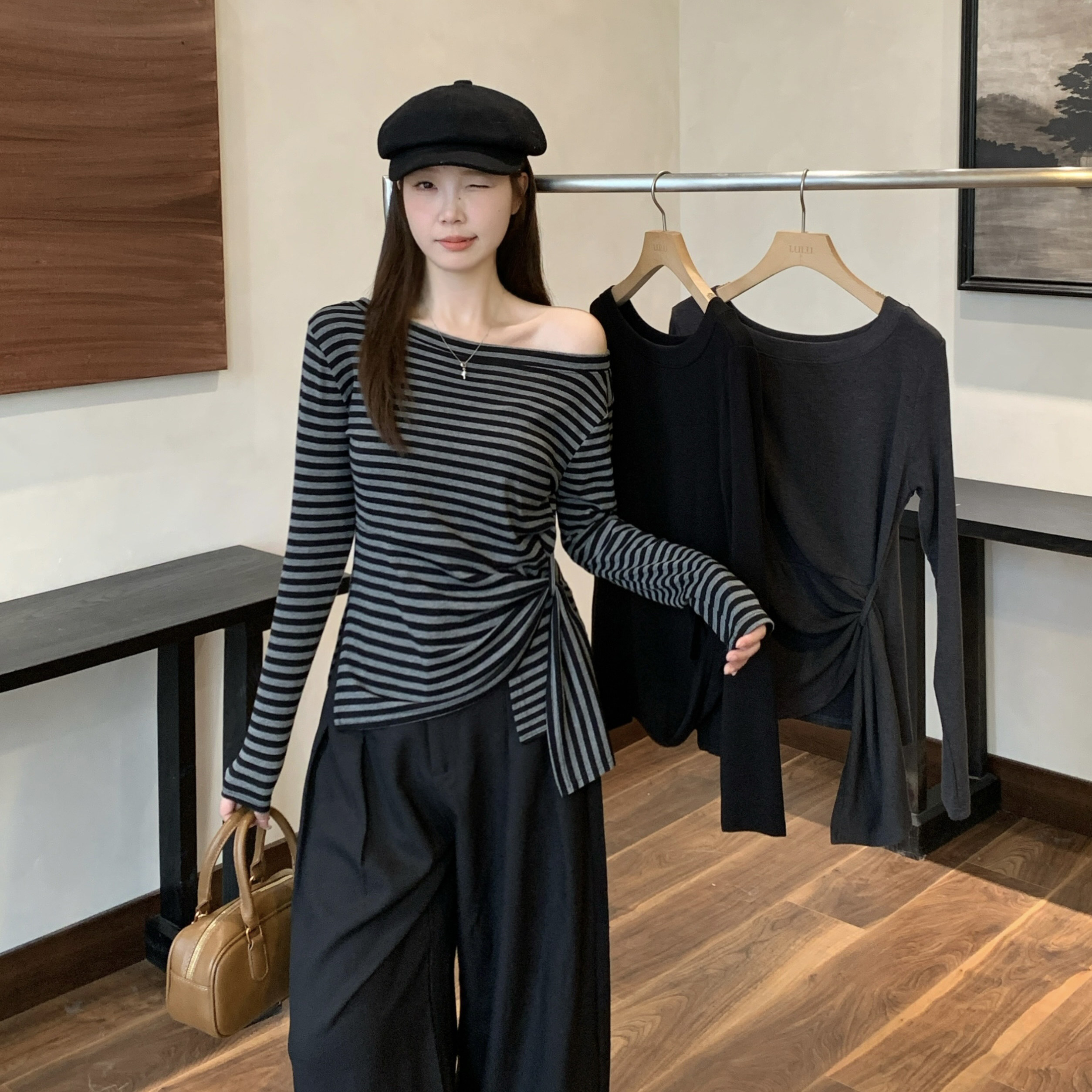 哺乳上衣秋季大码韩系条纹斜肩长袖t恤显瘦辣妈款外出喂奶打底衫