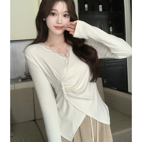 蕾丝哺乳上衣秋季大码产后交叉v领长袖针织辣妈款外出喂奶打底衫