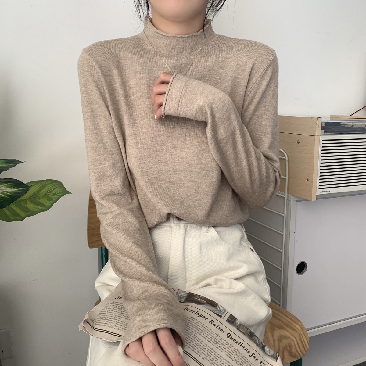 半高领卷边哺乳上衣秋冬基础打底针织衫显瘦辣妈款外出喂奶期毛衣