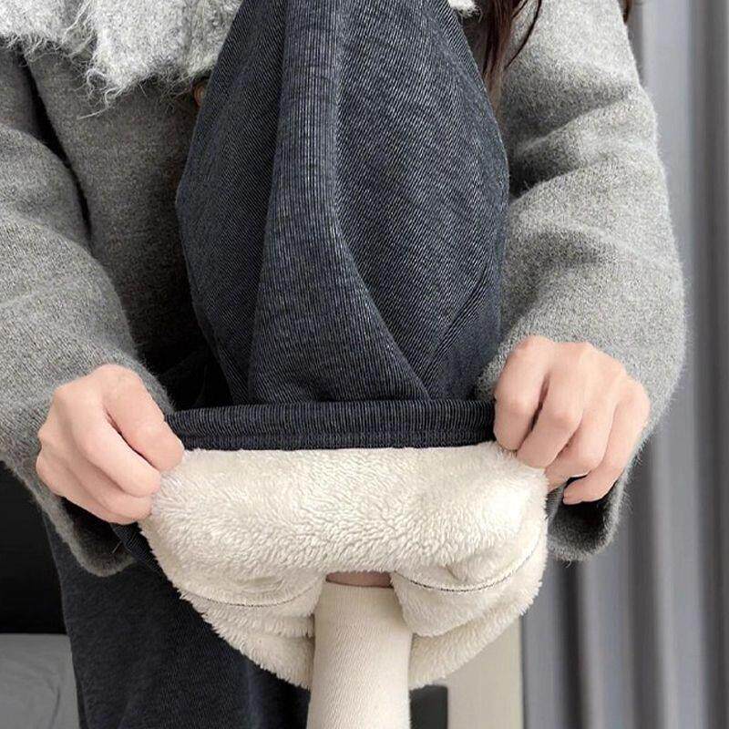 灰色羊羔绒糯米阔腿裤女