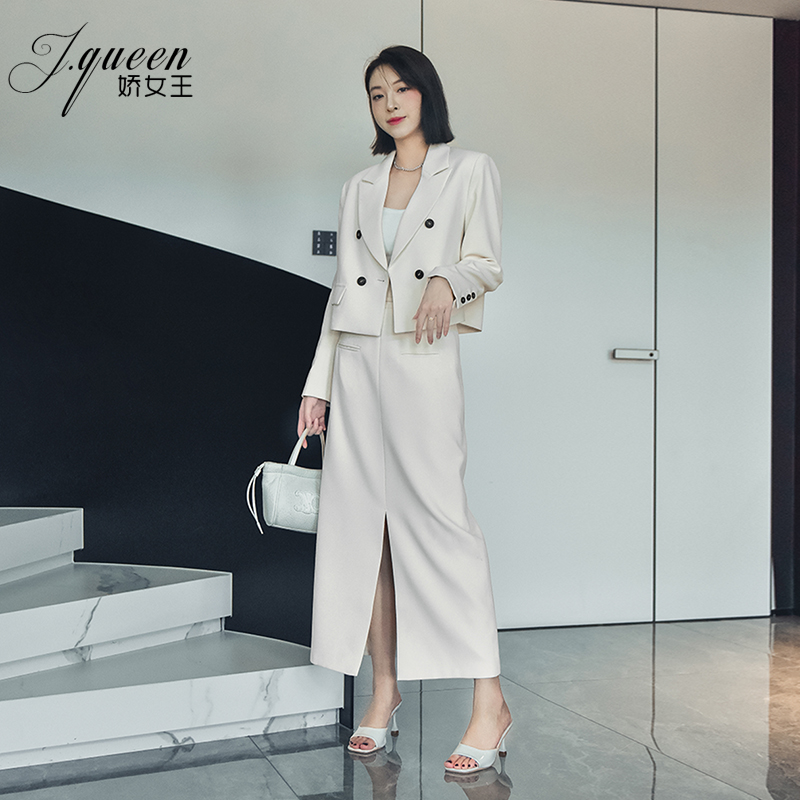 西装套装女2024秋季新款高级感正装短款西服高腰半身裙职业两件套