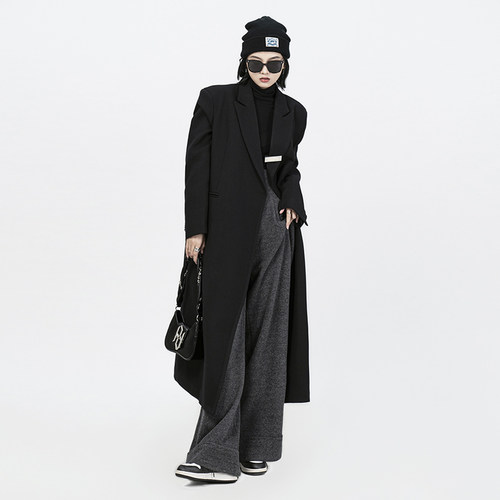 娇女王长款正肩老钱风大衣现货