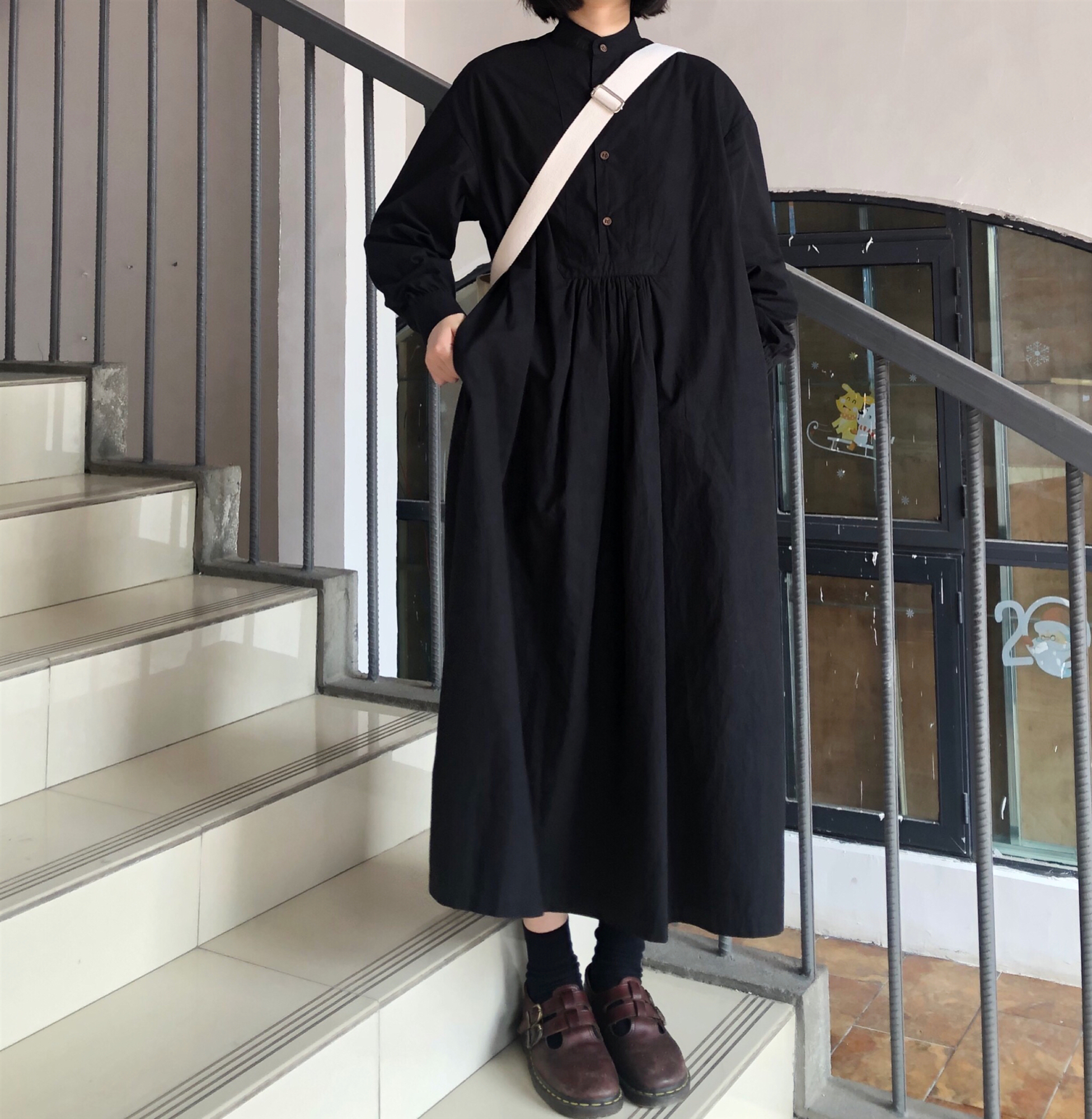 TREES自制 秋季日系复古长袖立领连衣裙黑色学院风女169.00元包邮