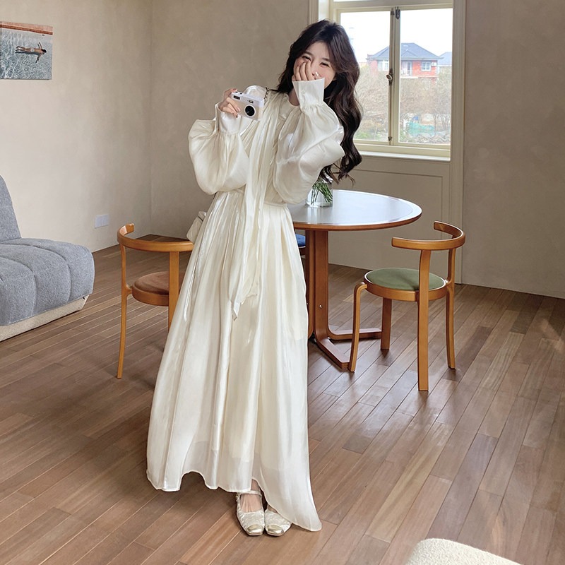 宽松腰法式套头法式灯笼袖连衣裙设计感收腰秋季秋冬气质长裙裙子图片