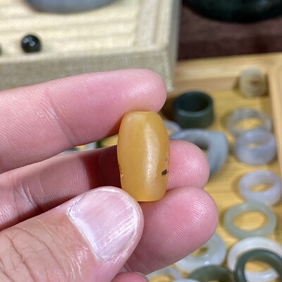 缅黄（黄龙玉）随型珠子桶珠配饰老光工艺复古风藏式手串手绳配珠