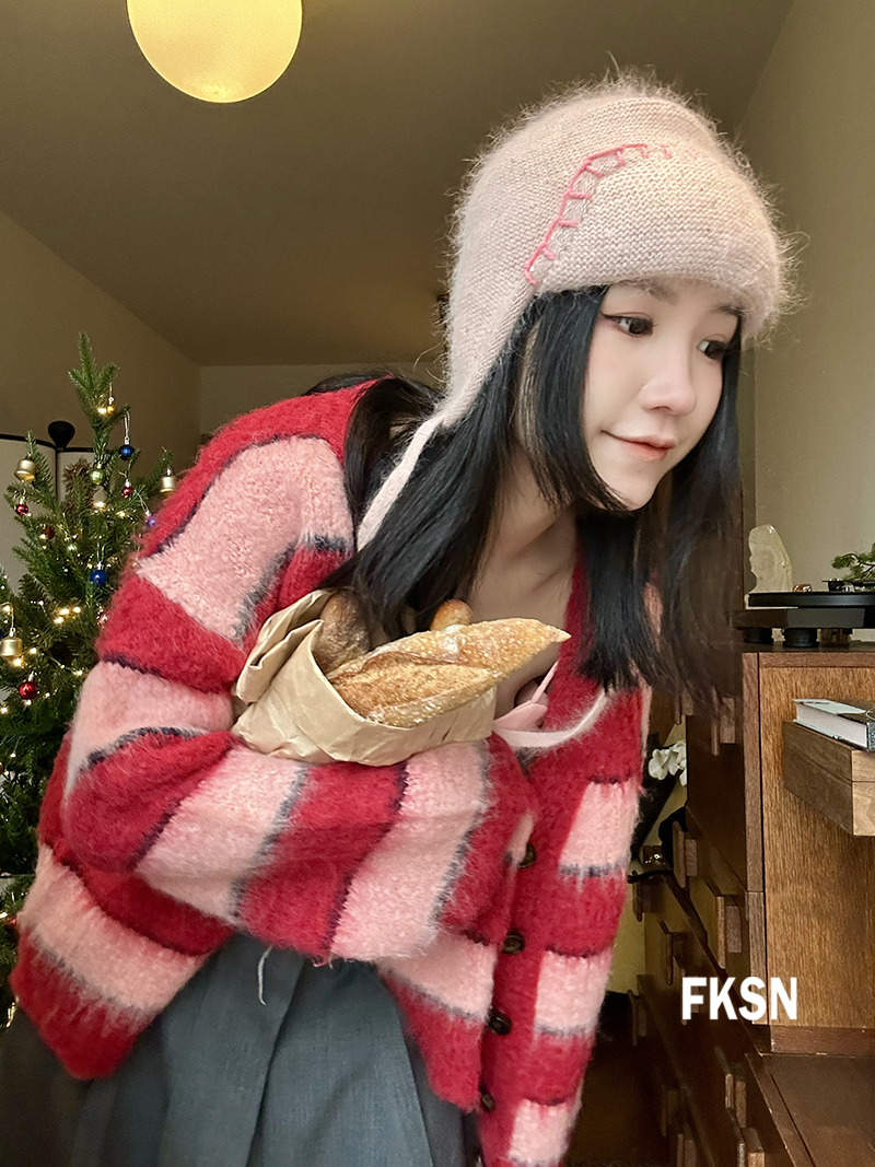 浮夸少女走线粉色兔毛飞行帽