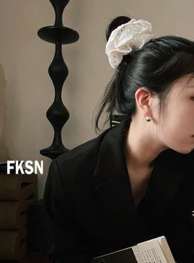 浮夸少女dayu 自制蕾丝发圈法式浪漫扎发多用大肠圈白色双层发饰