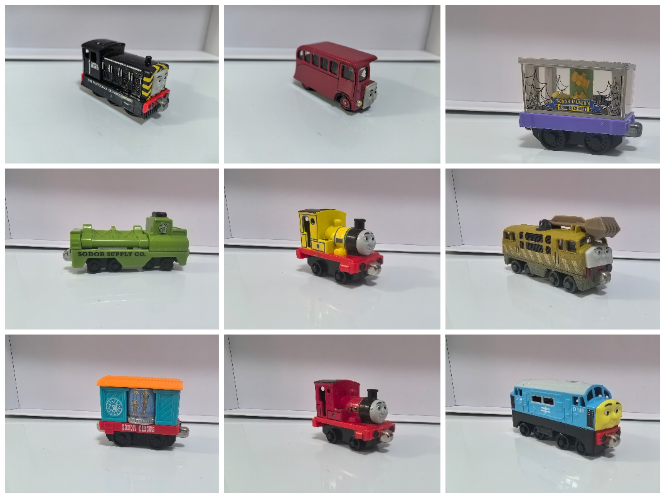 รถไฟเล็กมาส 2 ต่อ 1 ของเล่นโลหะผสมแม่เหล็กสำหรับเด็กชายและเด็กหญิง โมเดลของขวัญวันเทศกาล ช่วยพัฒนาสมอง