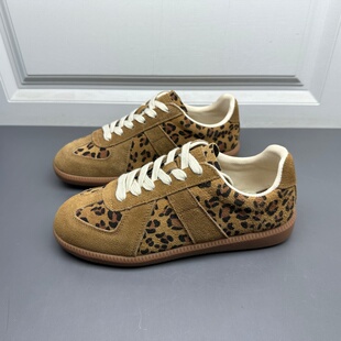 处理真皮德训鞋 百搭系带轻便舒适软底板鞋 女秋季 拼色时尚 新款 断码