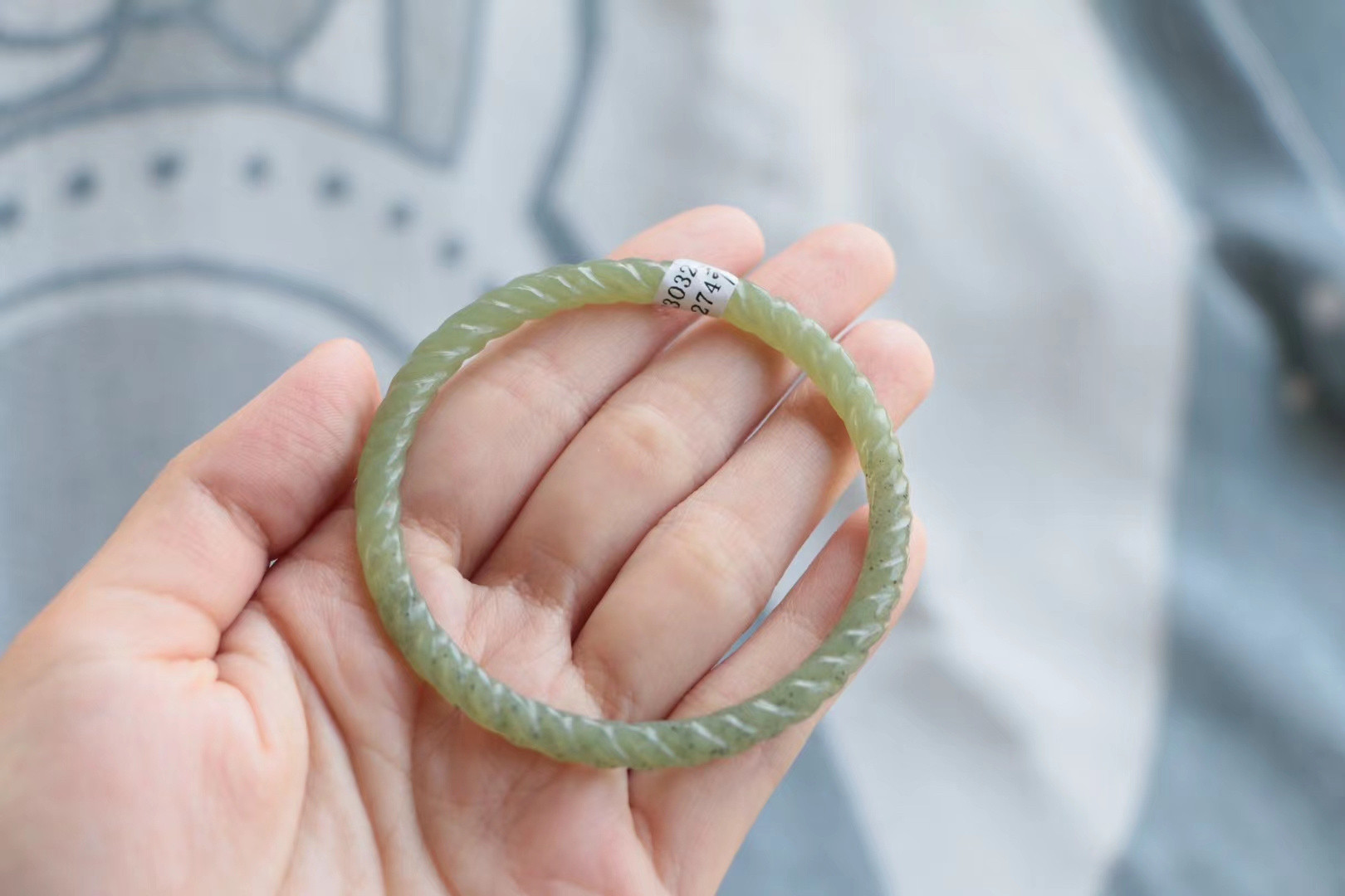 和田玉手镯圈口59仿古绞丝镯证书32903274 和田玉点墨青花黄口