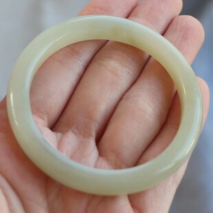 保真天然和田玉手镯50圈口证书编号11120436和田玉晴水色 青海料