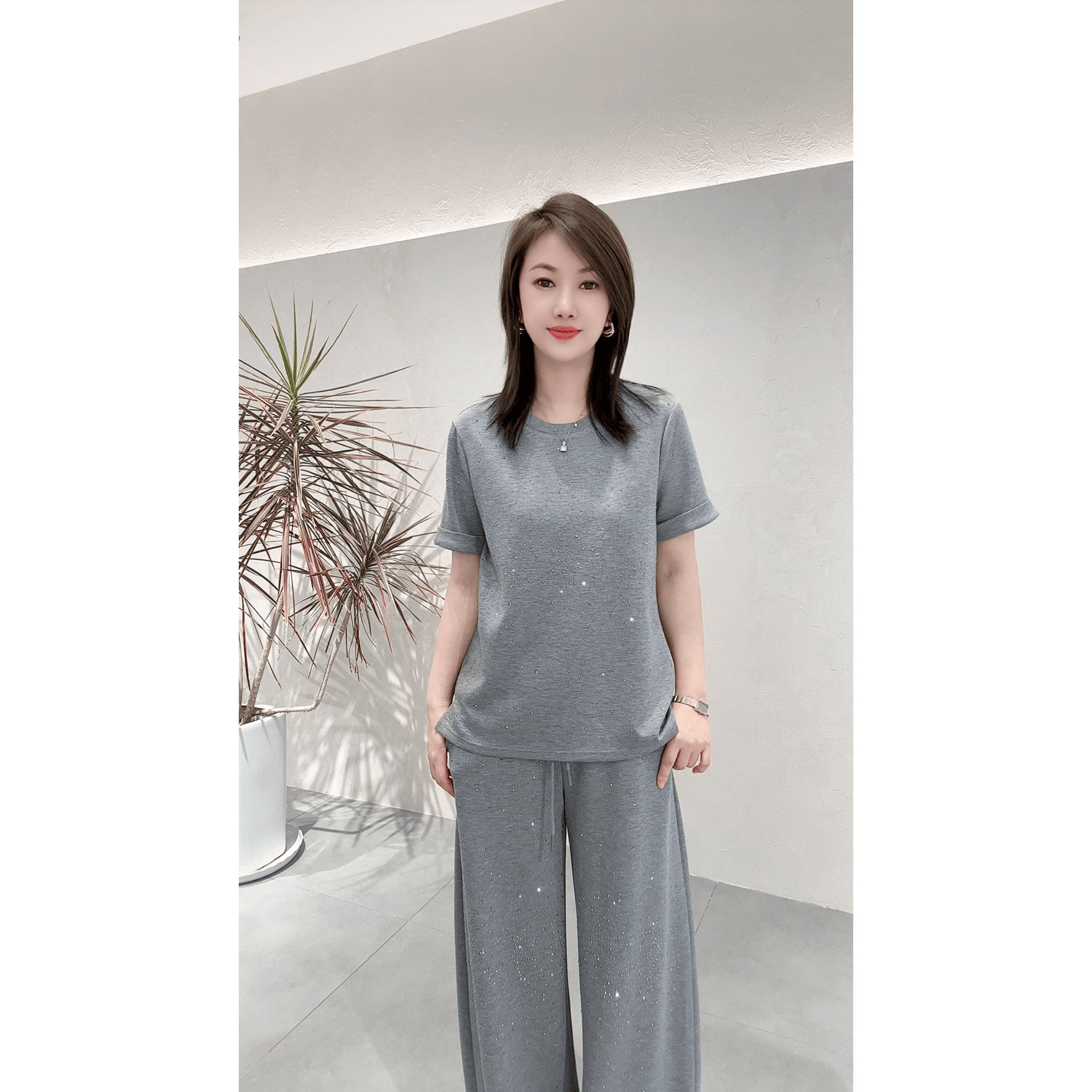 重工波点烫钻空气棉弹力柔软短袖T恤弯刀裤长裤休闲运动套装女夏