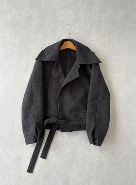 H1c 双排扣*多形态系带短款正肩花纱毛呢外套 立挺肩型/比例修饰