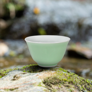 品茗杯豆青四季 景德镇手工陶瓷茶杯中式 杯绿色家用茶具会客主人杯