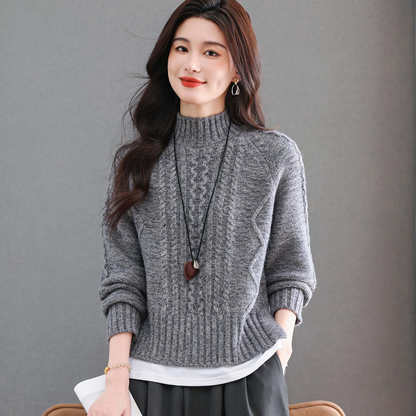 恒源祥半高领羊毛衫女秋冬新款加厚针织衫宽松洋气麻花短款毛衣