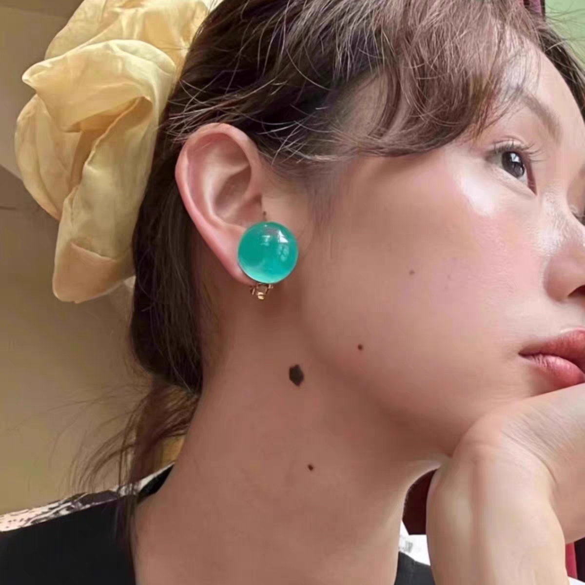 颜色太美啦蓝绿果冻球球耳钉耳夹小众设计感轻奢耳环独特2025新款