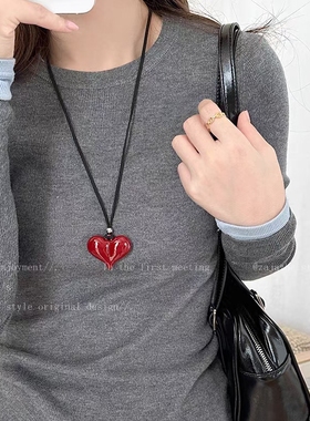 安可拉红蝴蝶结项链女2024新款极简风卫衣链小众百搭黑色皮绳配饰