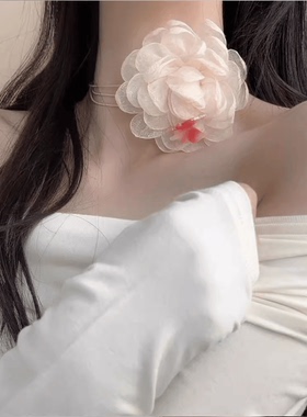 浪漫颈间~温柔布艺花朵项链