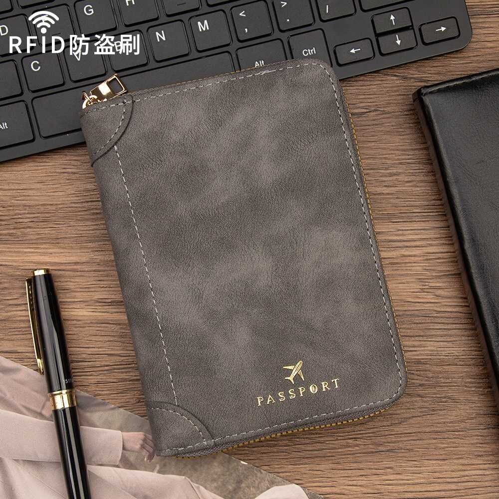 RFID加厚磨砂旅行护照保护套
