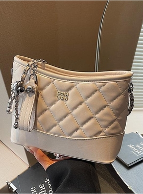 小C&K菱格链条流浪包包女2025新款潮流单肩包高级感斜挎包