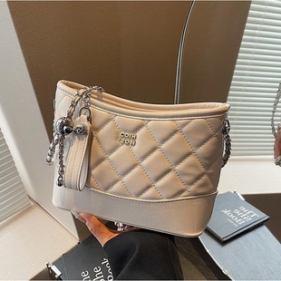 小C&K菱格链条流浪包包女2025新款潮流单肩包高级感斜挎包
