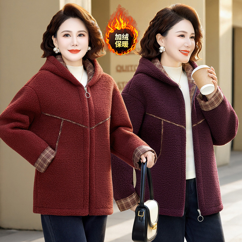 中老年女士加绒保暖连帽棉衣