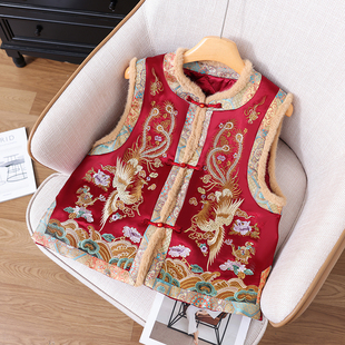 2025冬装国风款刺绣马甲夹棉加厚女士中老年妈妈装保暖绣花坎肩