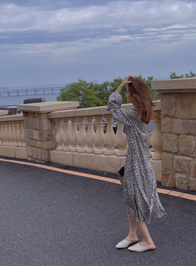 DAC 温柔法式复古印花长袖收腰打底连衣裙2024春季新款长款裙子女