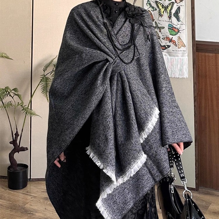 复古披肩女2025新款秋冬时尚高级感斗篷外套开衫上衣简约外搭宽松