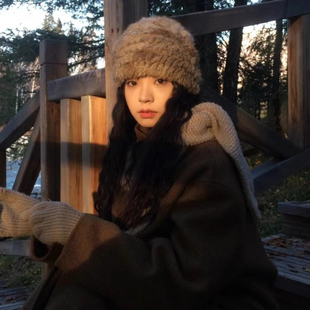 氛围感毛绒渔夫帽子女2025新款 川西旅游拍照毛线针织醒狮帽秋冬季