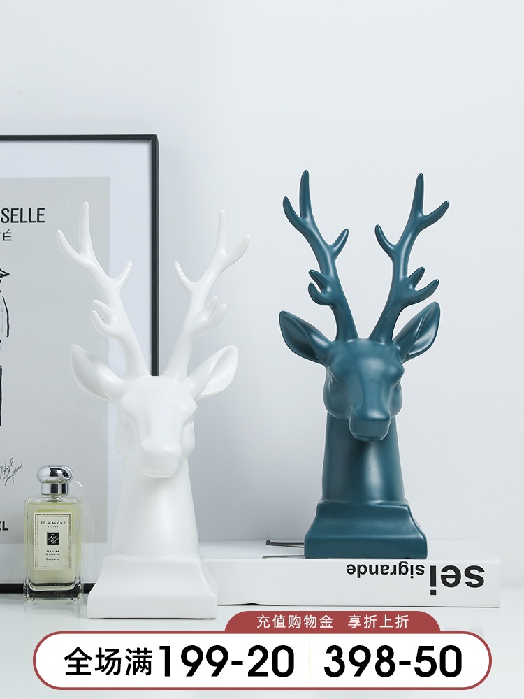 Nordic creative wine cabinet decoration decoration Modern simple entrance living room TV cabinet Office deer desktop decoration