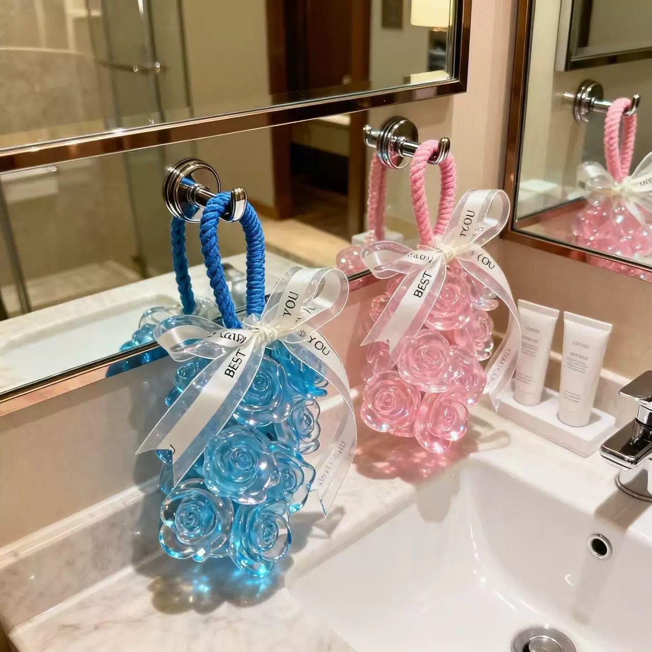 送伴手礼小红书爆款水晶葡萄香皂香氛家居洗手间衣柜家衣挂件200g