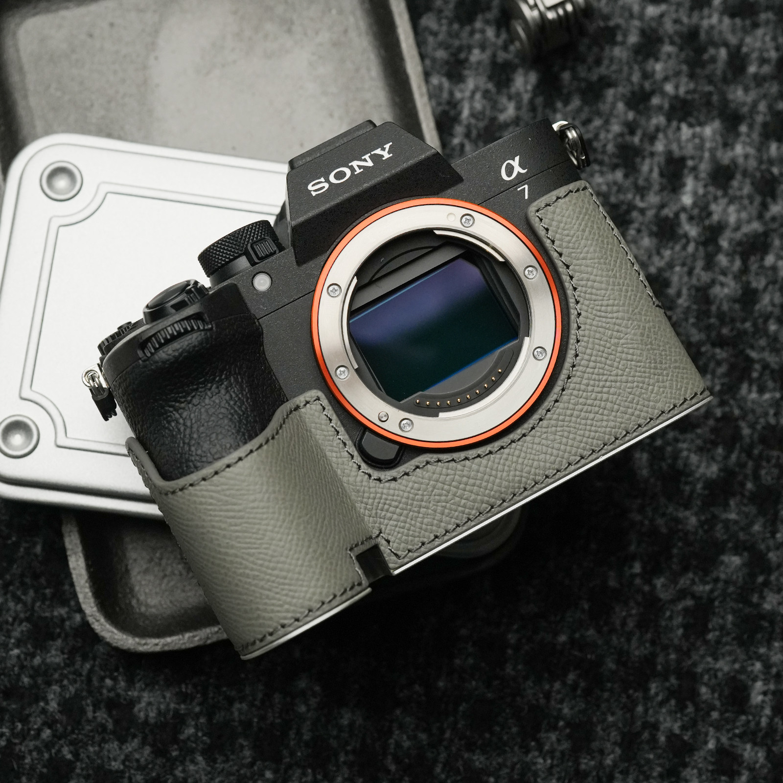 新品MRSTONE索尼a7m5真皮相机保护套适用Sony &alpha;7m5手柄皮套配件