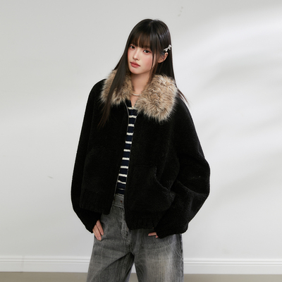 King Prince羊羔毛拼接大毛领保暖外套女2025冬季新款短款上衣