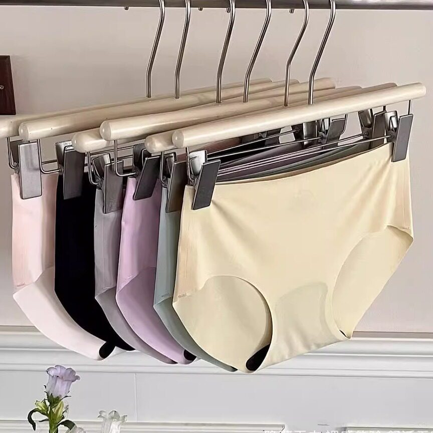 珂宣尼K101无痕内裤2025春夏中腰内裤女精致隐形设计感弹力三角裤