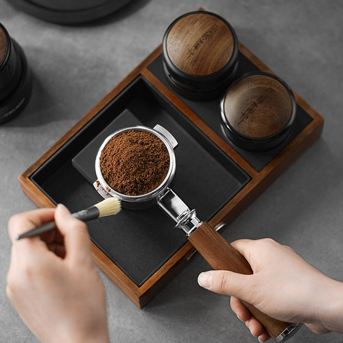 MHW-3BOMBER轰炸机敲渣填压平台